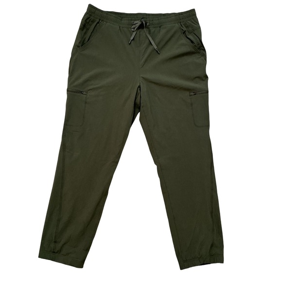 NWT Eddie Bauer Women's Size 14 Green Fleece Lined Pull On Active Cargo Pants - Picture 1 of 9